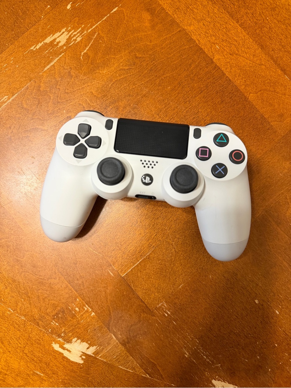 Sony DualShock 4 Wireless Controller - White with Black Touchpad